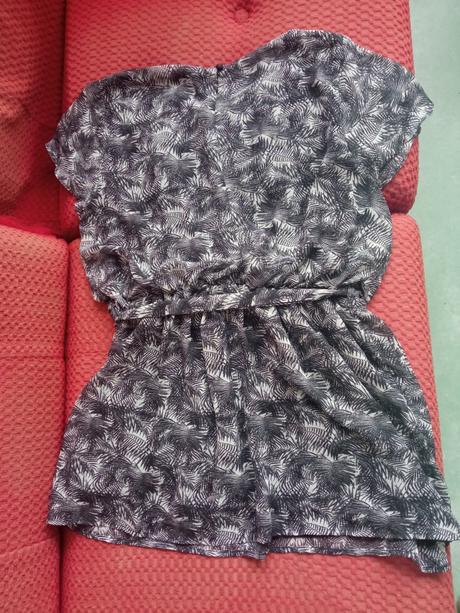 Blúzka s látkovým opaskom, okay,l