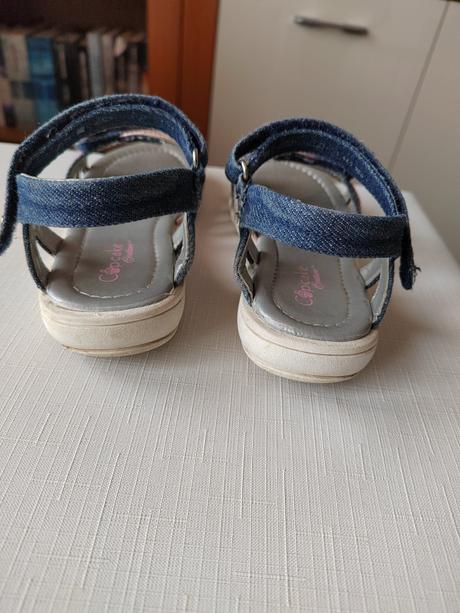 Sandále - trblietkavé s motýľmi v.28, deichmann,28