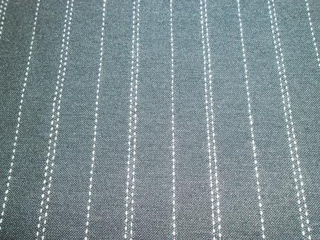 Kostymovka siva s bielym pasikom 25m, 