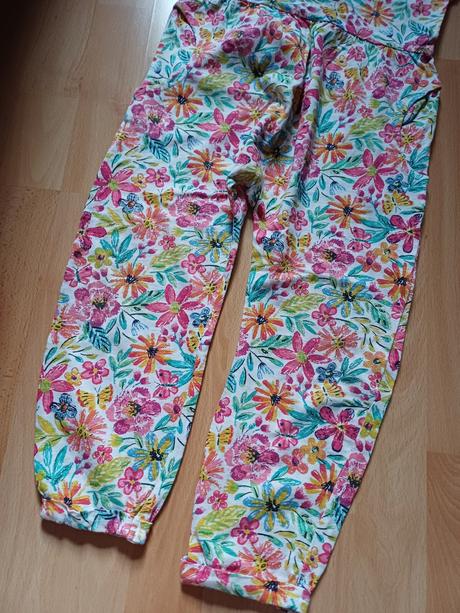 Krásny farebný letný overal, tu,110