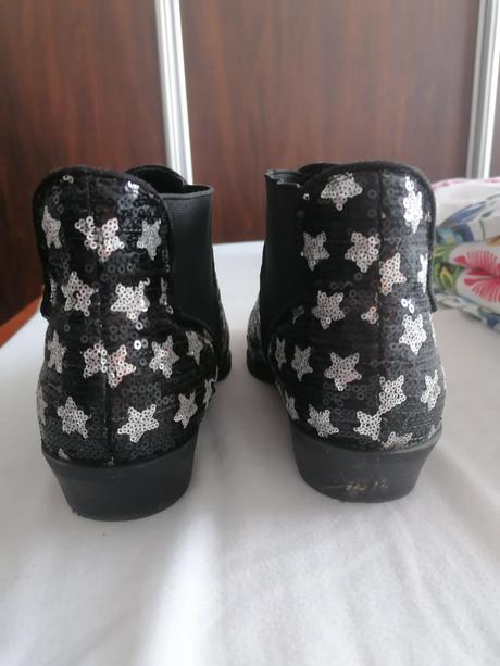 Flitrovane kotniky, primark,38