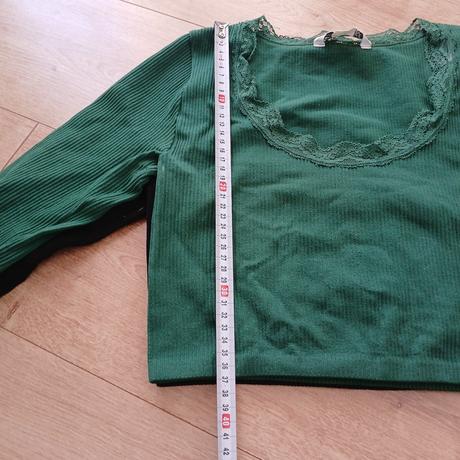 2x crop top stradivarius, stradivarius,m