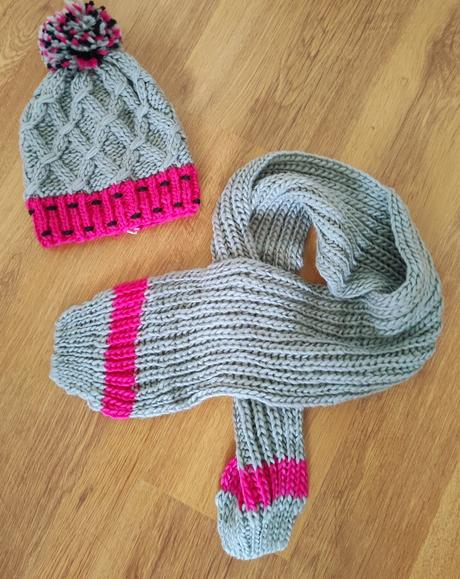 Čiapka a šál, 116