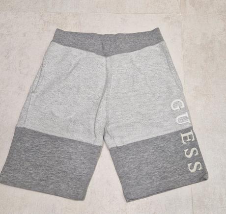 Kraťase guess, guess,128