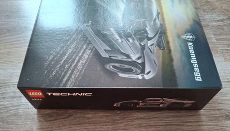 Lego technic 42173 sivé hyperauto,