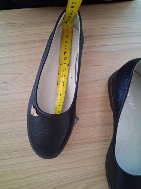 Poltopanky / baleriny, 33