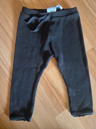 Čierne tepláky, zara,80