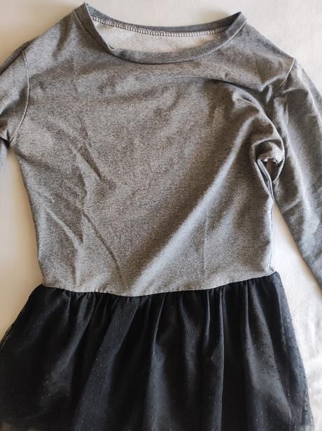 Šaty aj na prilezitost, 140