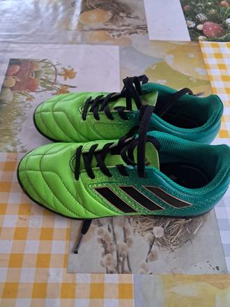 Tenisky halovky, adidas,32
