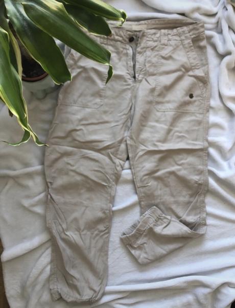 Béžové dámske nohavice, 36