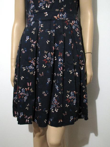 Bavlnené šaty s motýľmi, 40