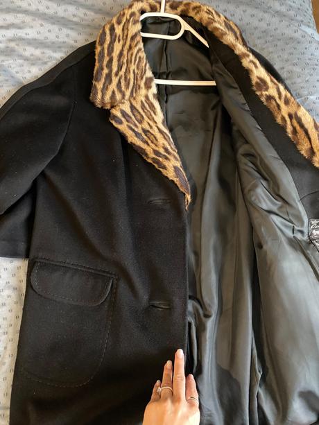 Čierny dlhý kvalitný kabát, m