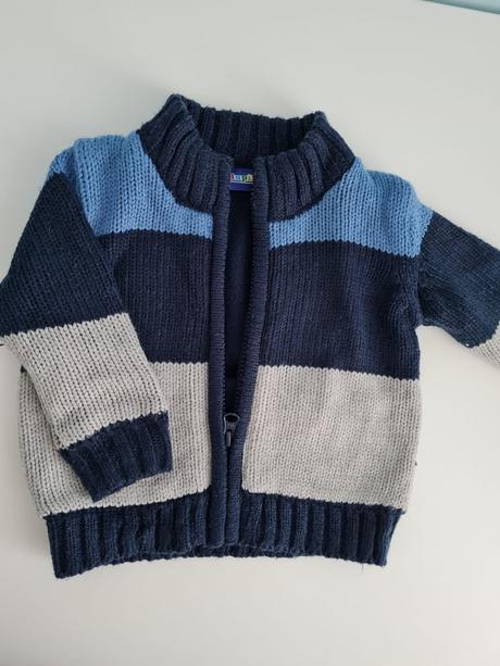 Zatepleny svetrik 62/68, lupilu,62