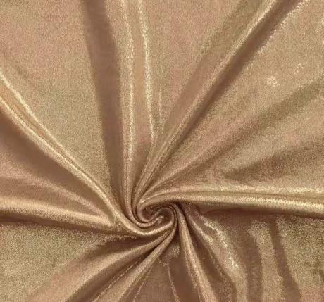 Pekné elegantné lesklé tričká, m