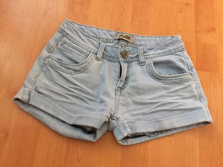 Krásne bledé kraťase, šortky, 38