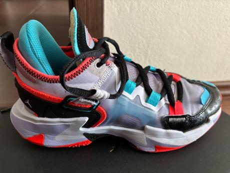 Tenisky jordan, air jordan,38