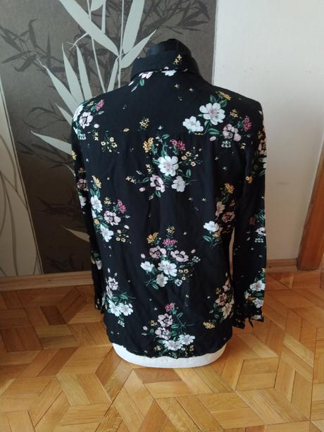Kvetovana blúzka., h&m,xs