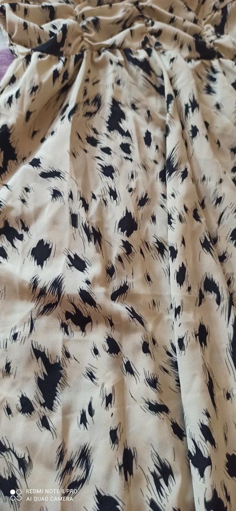 Letné šaty v maslovej farby veľ.m, m