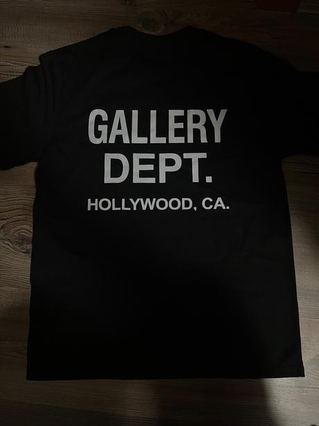 Gallery dept, m