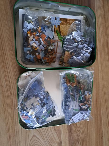 Puzzle playmobil 4v1 v plechovom kufríku, 