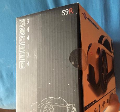 Automoblocks s9r sportovy sedan, 