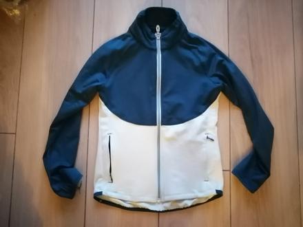 Športová tenká mikina z decathlonu, decathlon,134