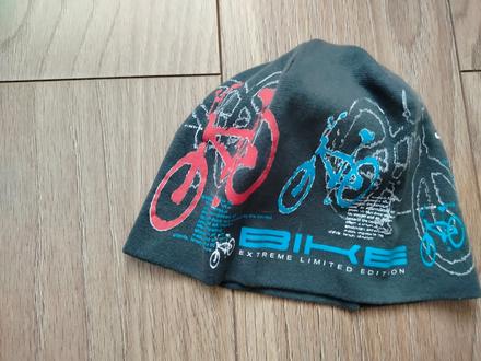 Chlapčenská čiapka, 56