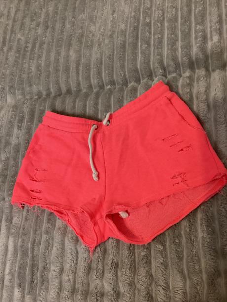 Teplakove kraťasy s poškodením, terranova,s