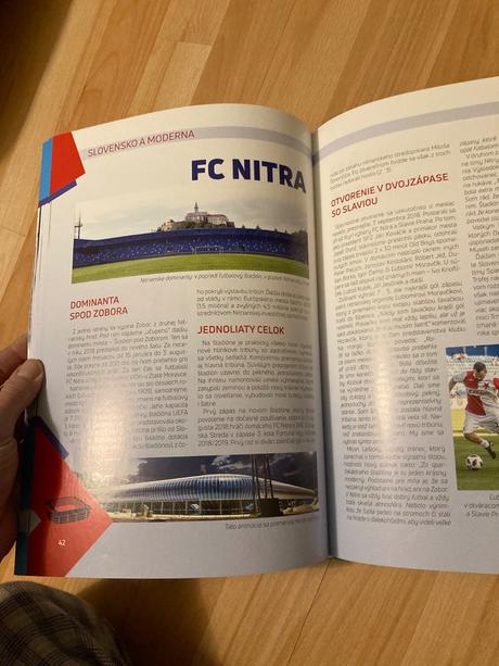 Kniha futbalové areny, 