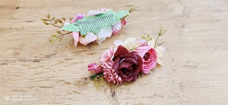 Hrebienok do vlasov - kvietky - bordovo ružový, 