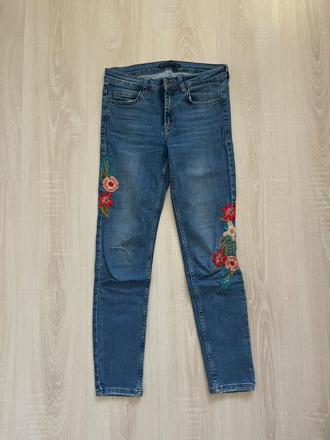 Rifle s kvetmi, zara,38