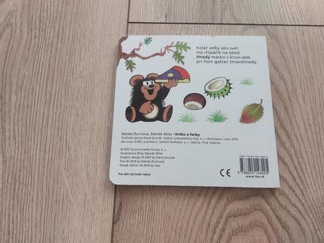 Knižka krtko a farby -veľmi dobrý stav,