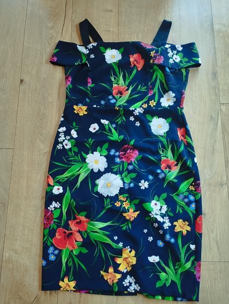 Šaty elastické, 44