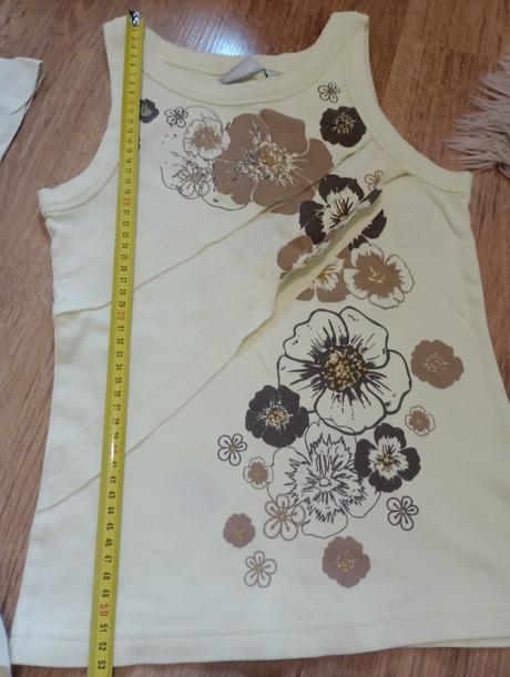 Žlté tričká, 140