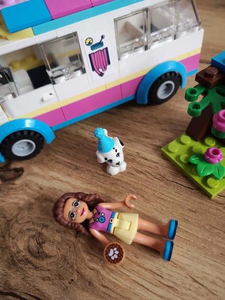 Lego friends 41333 olivia a jej špeciálne vozidlo, 
