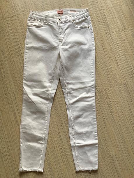 Makkucke rifle, only,m