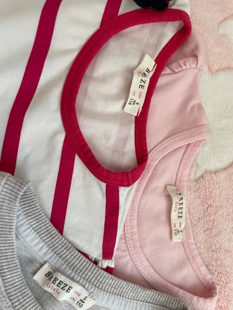 Šaty jedny dlhy rukáv dvoje krátky, 110