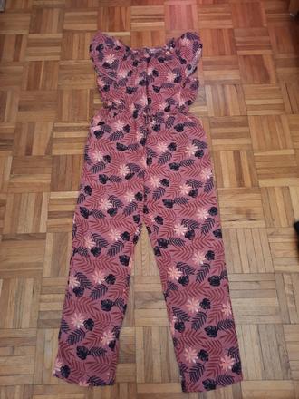 Dievčenský overal, 134