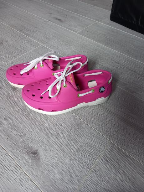 Topanky vhodné do vody, crocs,33
