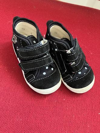 Tenisky č.19, rak,19