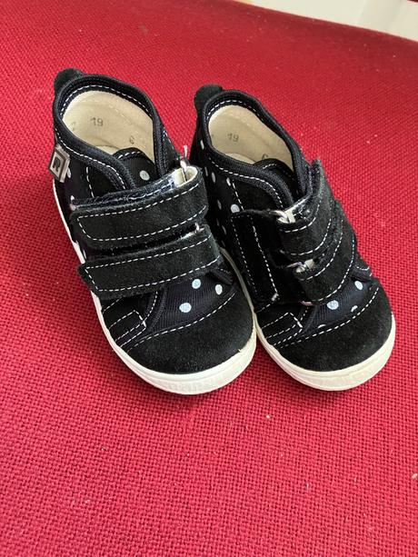 Tenisky č.19, rak,19