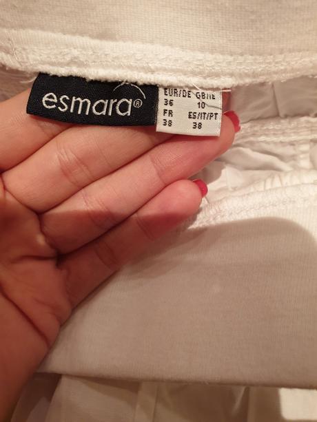 Biele kratase, esmara,m