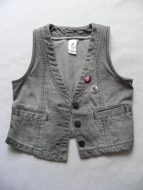 Pekná vestička, c&a,128