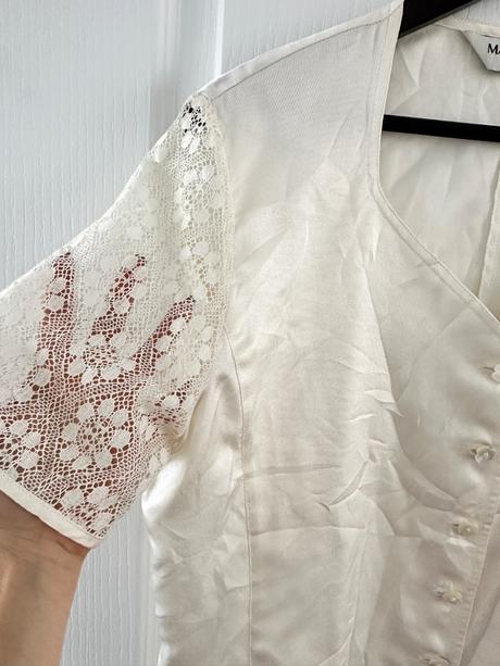 Hodvábna blúzka s čipkovanými rukávmi, xl