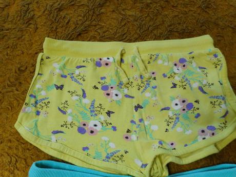 2x dievčenské kraťasky 134/140cm, 134
