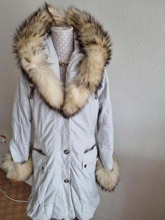 Svetlošedá bunda kara s pravou  kožušinou l, l