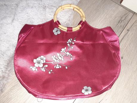 Saténová kabelka avon, avon