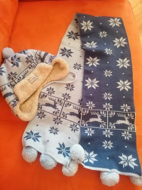 Súprava čiapka a šál, 128