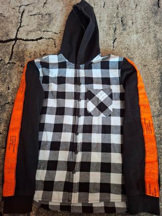 Flanelova košeľa, chapter young,152