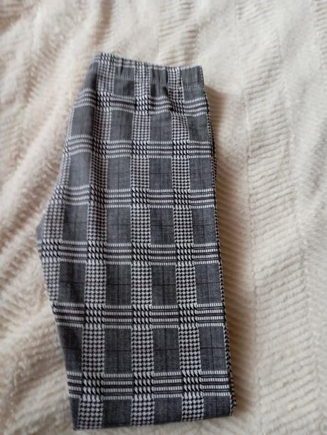 Dievčenské legíny, 164